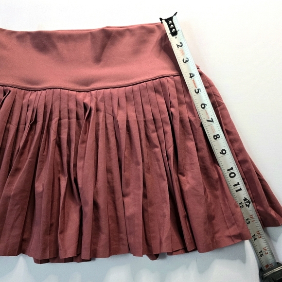 EUC ALO Yoga Grand Slam Tennis Skirt Mars Clay - Picture 4 of 6